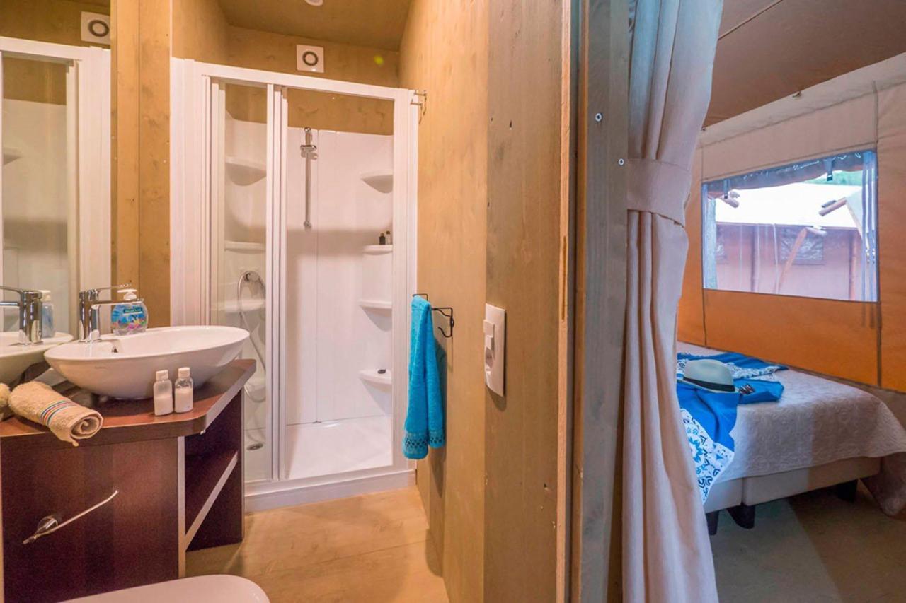 Vacanceselect Premium Lodge Polari โรวีน ภายนอก รูปภาพ